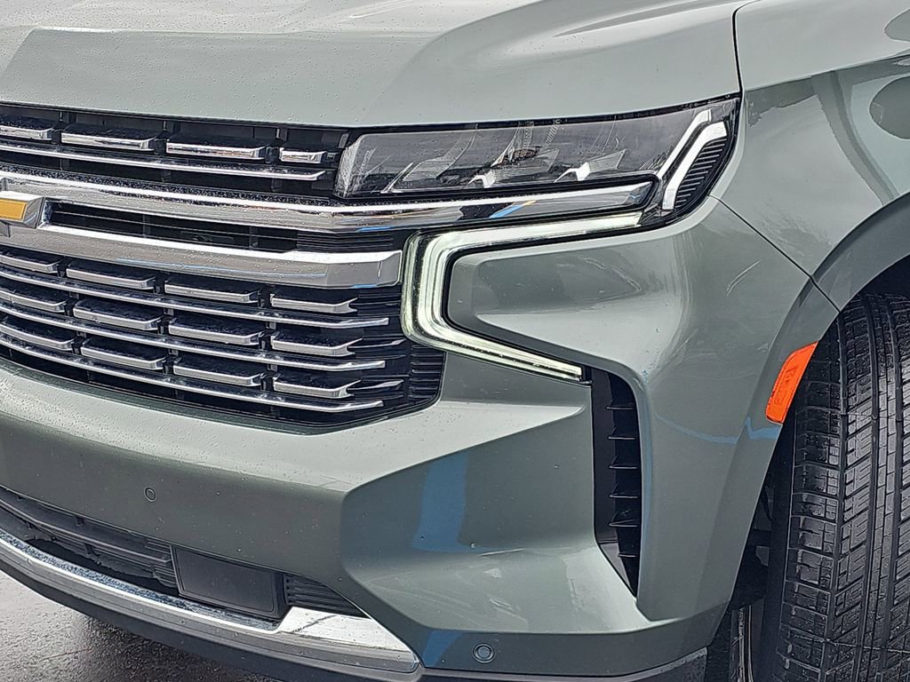 Used 2023 Chevrolet Suburban Premier image 35