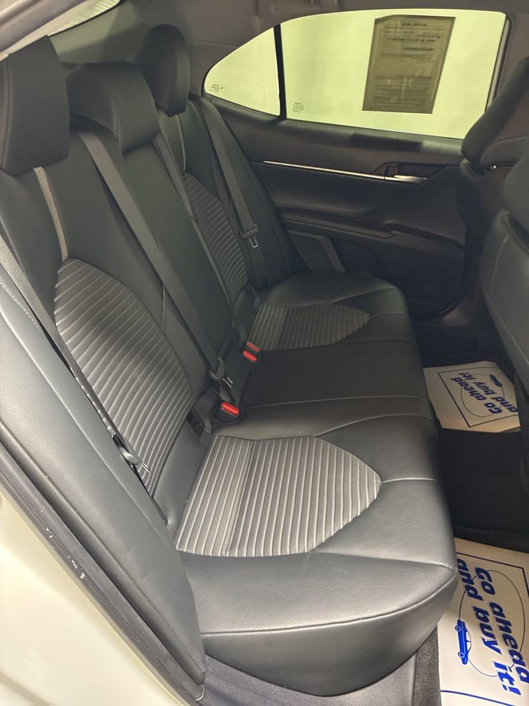Used 2021 Toyota Camry SE image 25