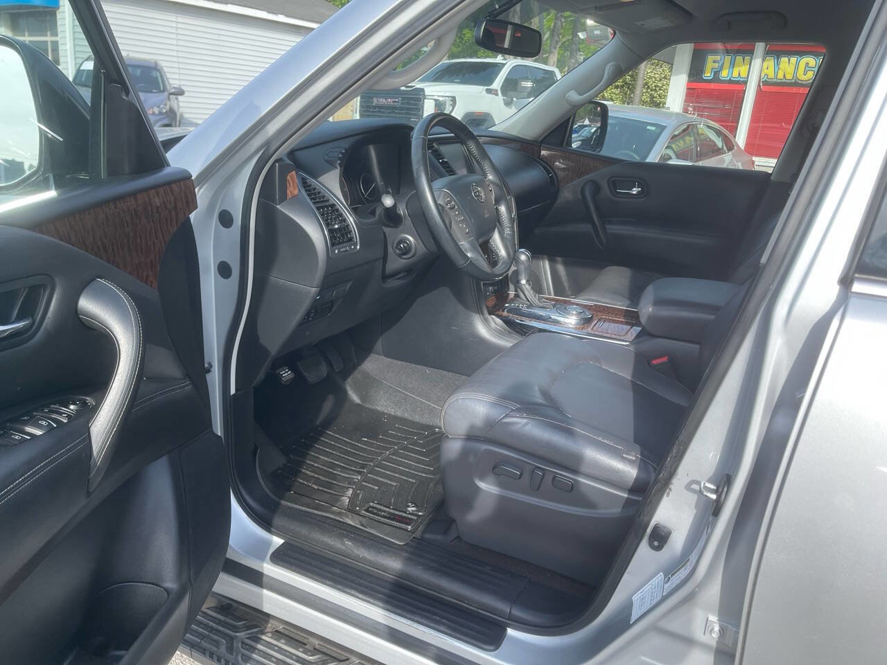 Used 2018 Nissan Armada SV w/ Driver Package RWD image 16