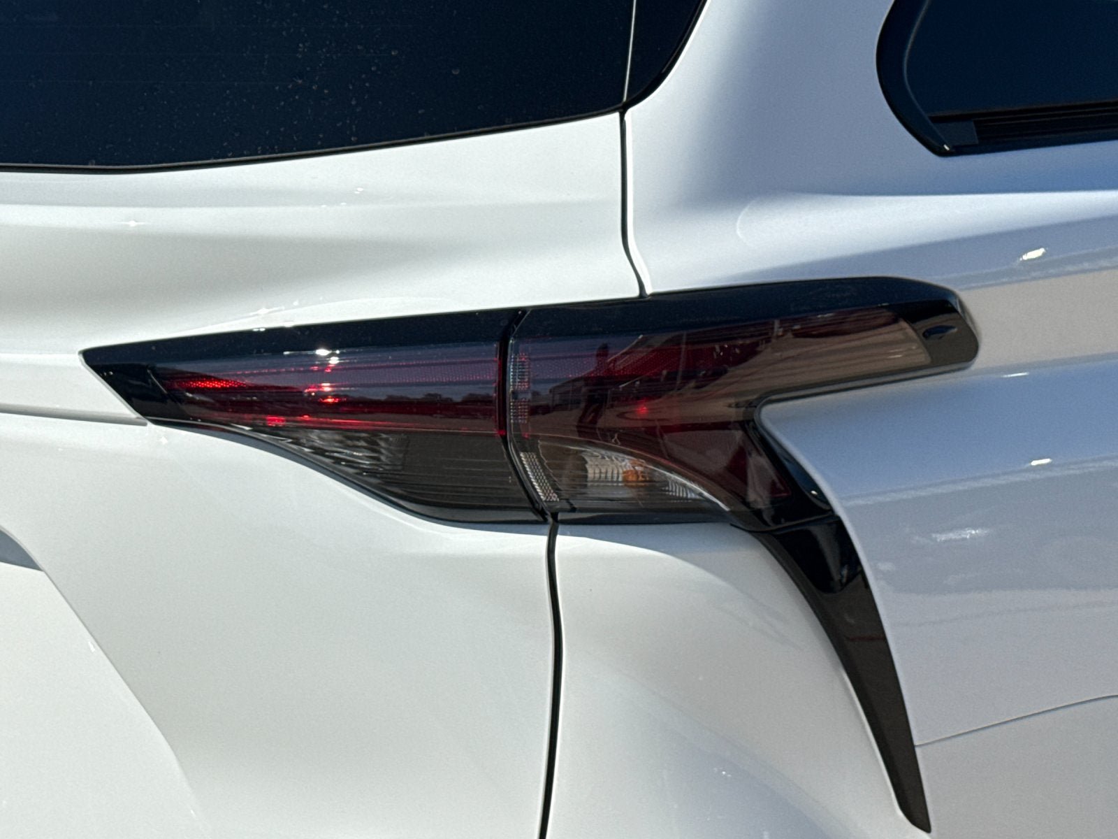 New 2026 Toyota Sienna XLE Woodland Edition AWD/4WD image 32
