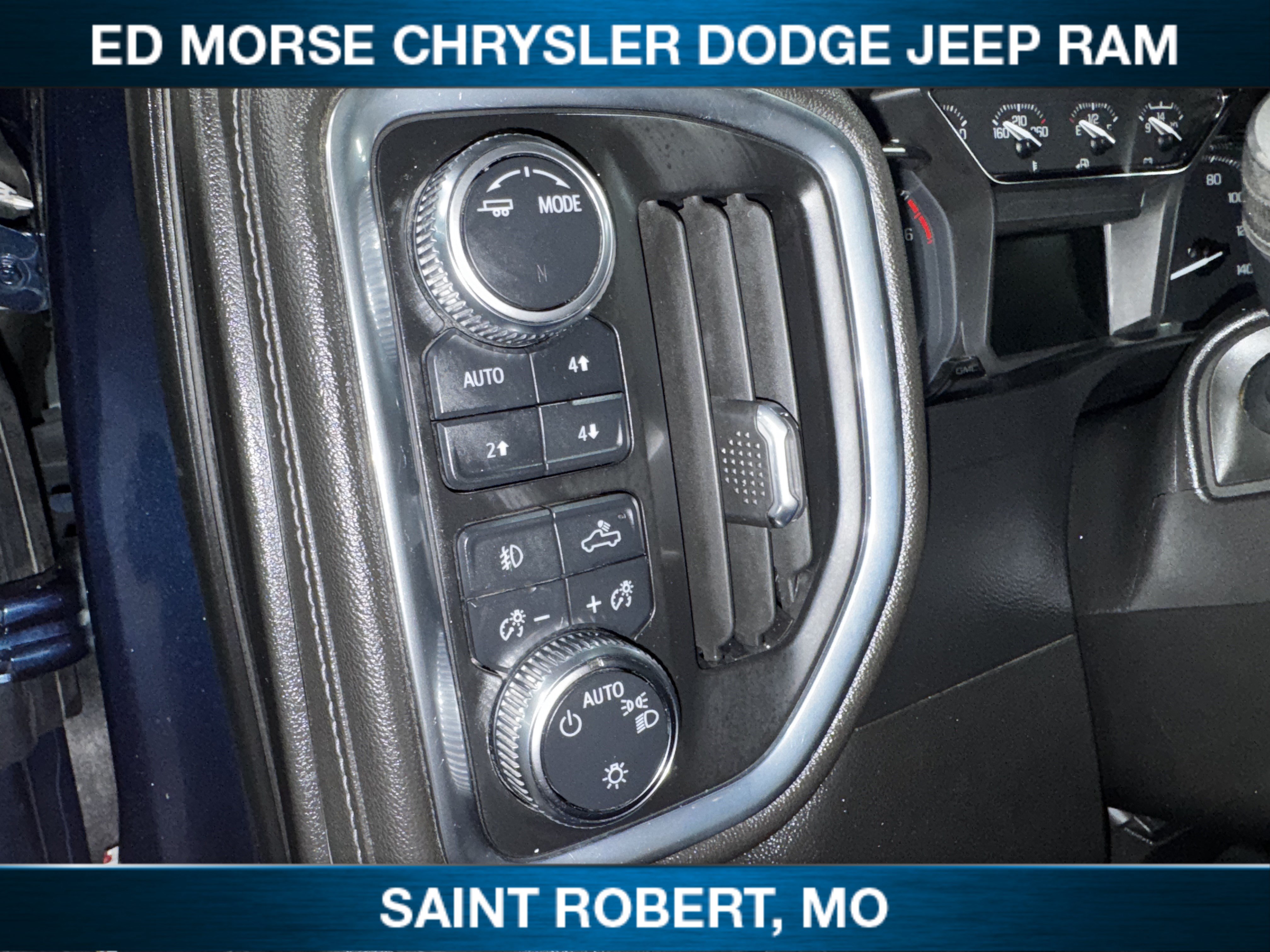 Used 2022 GMC Sierra 3500 SLE w/ SLE Value Package AWD/4WD image 21