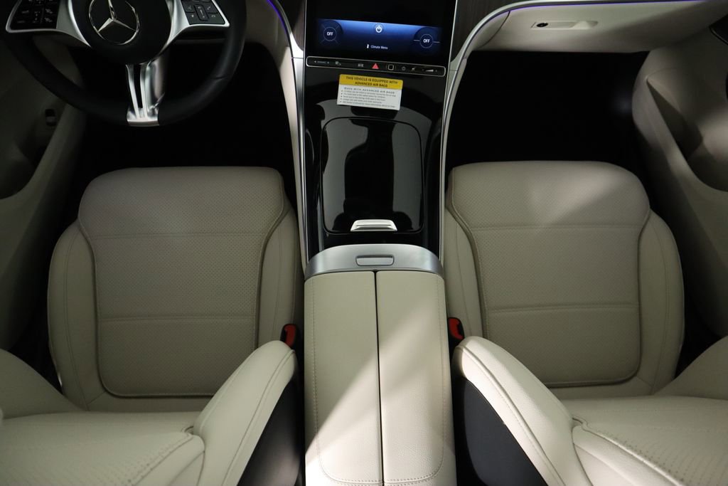 Certified 2025 Mercedes-Benz GLC 300 image 17