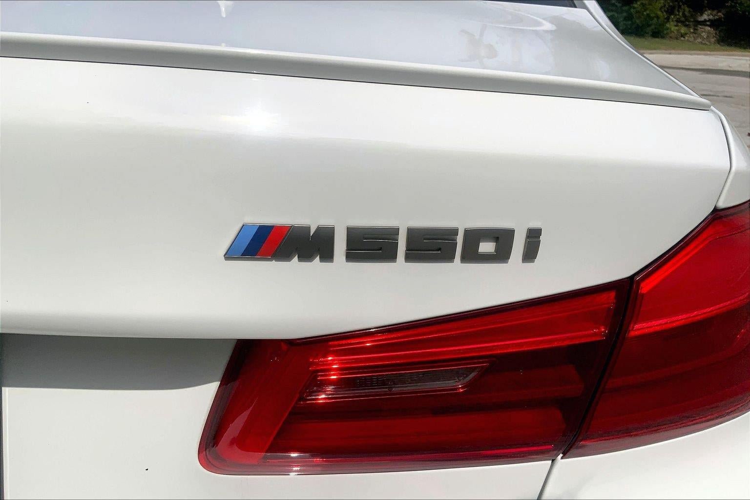 Used 2020 BMW M550i xDrive w/ Executive Package AWD/4WD image 8