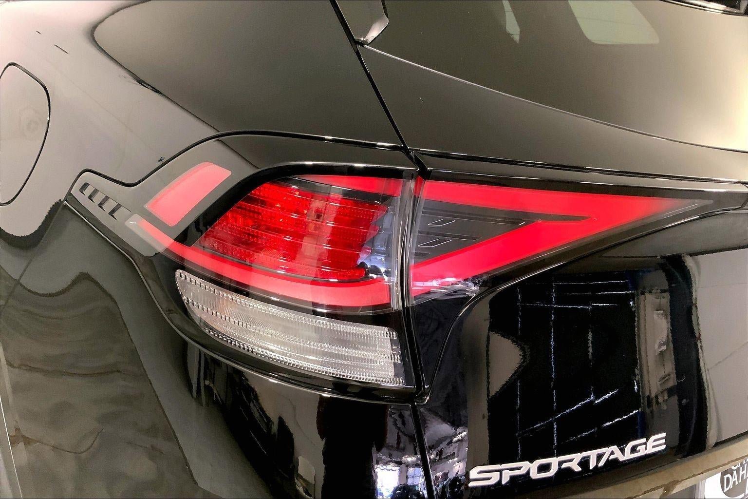 Used 2024 Kia Sportage X-Line w/ X-Line Premium Package image 27