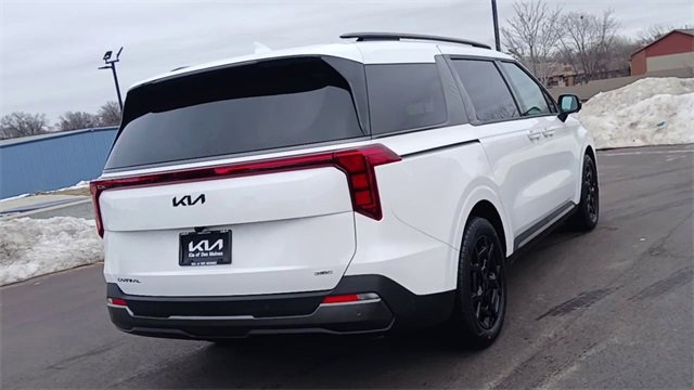 New 2026 Kia Carnival SX image 2
