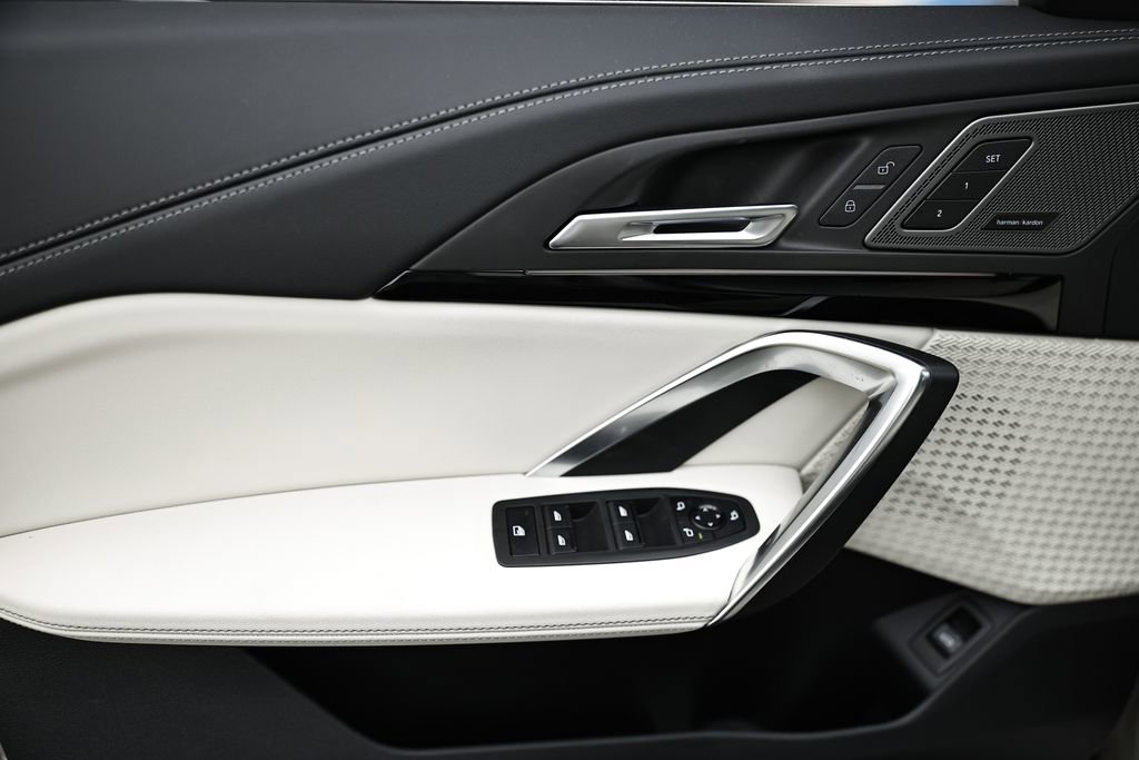 New 2026 BMW X1 xDrive28i AWD/4WD image 15