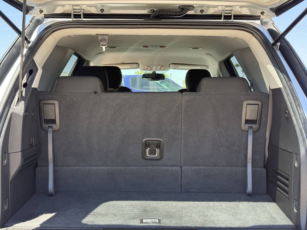 Used 2015 GMC Acadia SLE FWD image 10