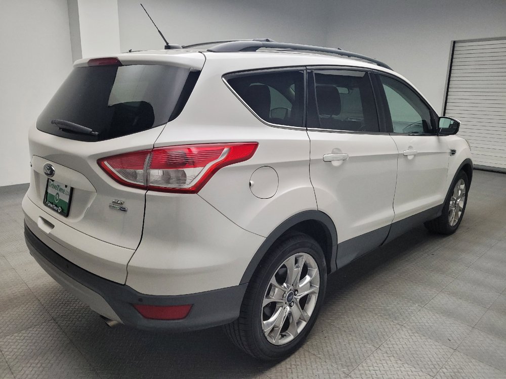 Used 2016 Ford Escape SE w/ SE Leather Comfort Package AWD/4WD image 9