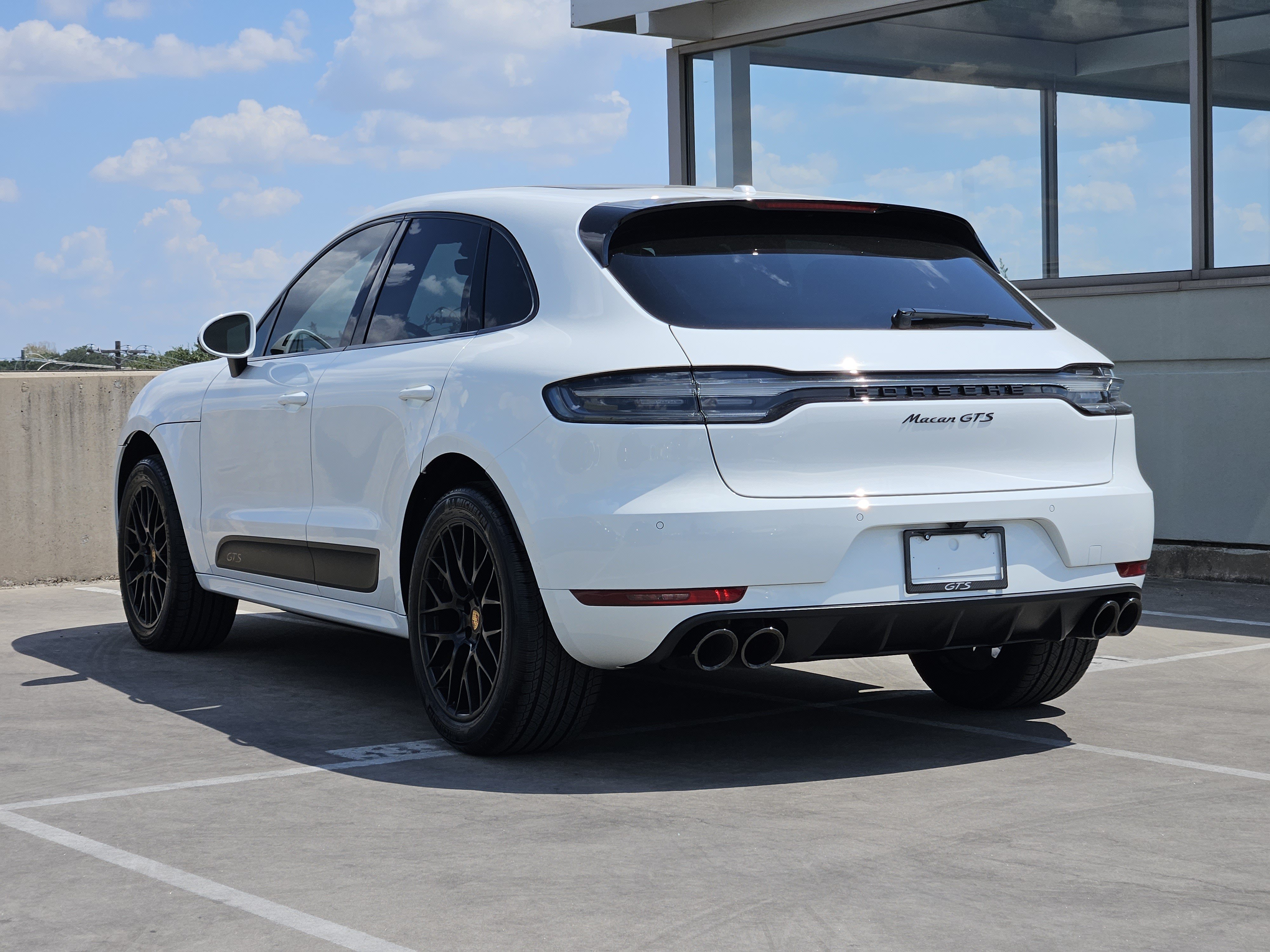 Certified 2021 Porsche Macan GTS AWD/4WD image 3