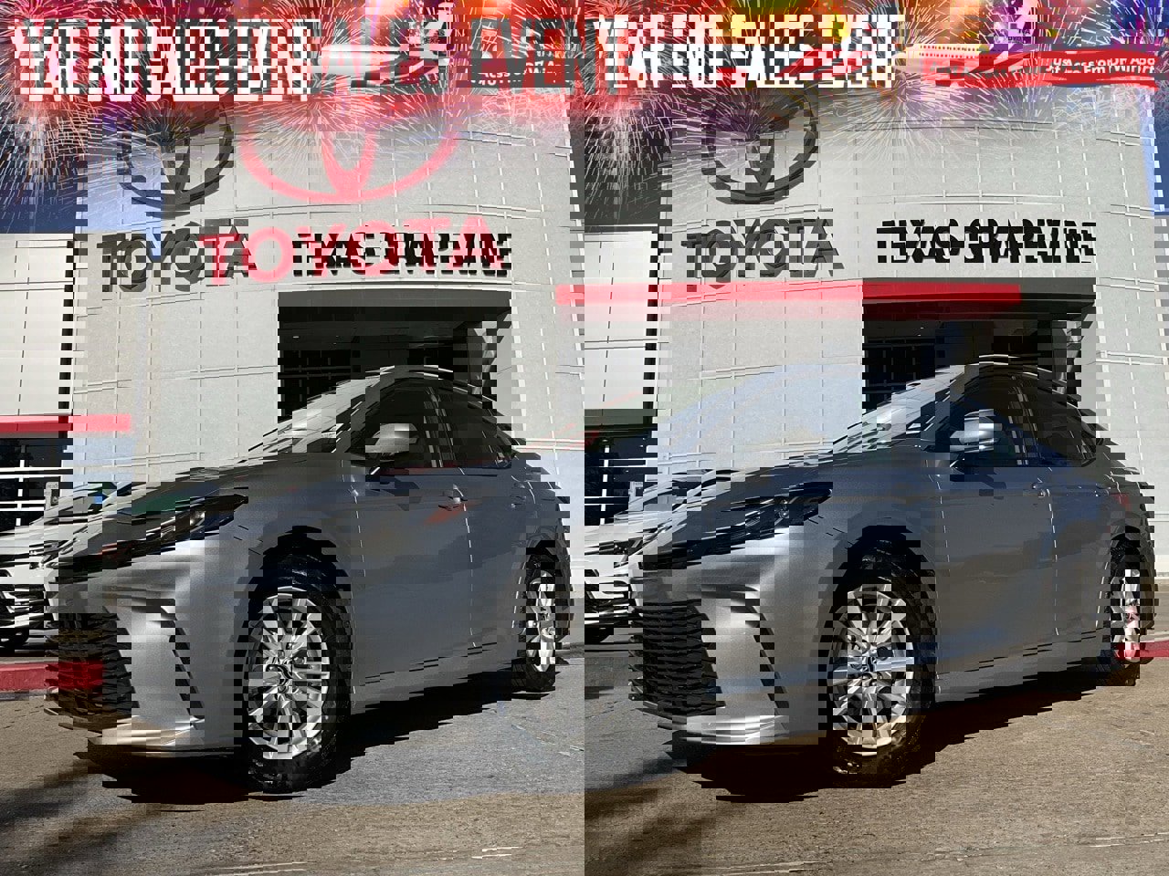 Used 2025 Toyota Camry LE image 1