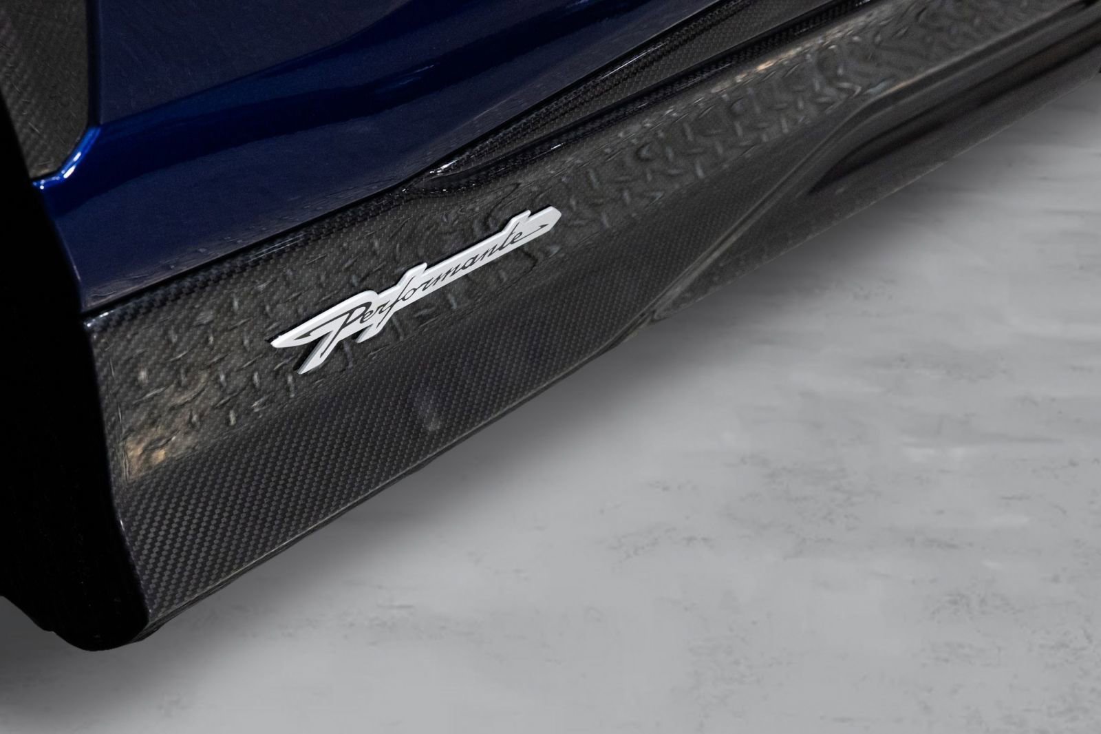 Used 2024 Lamborghini Urus Performante AWD/4WD image 59