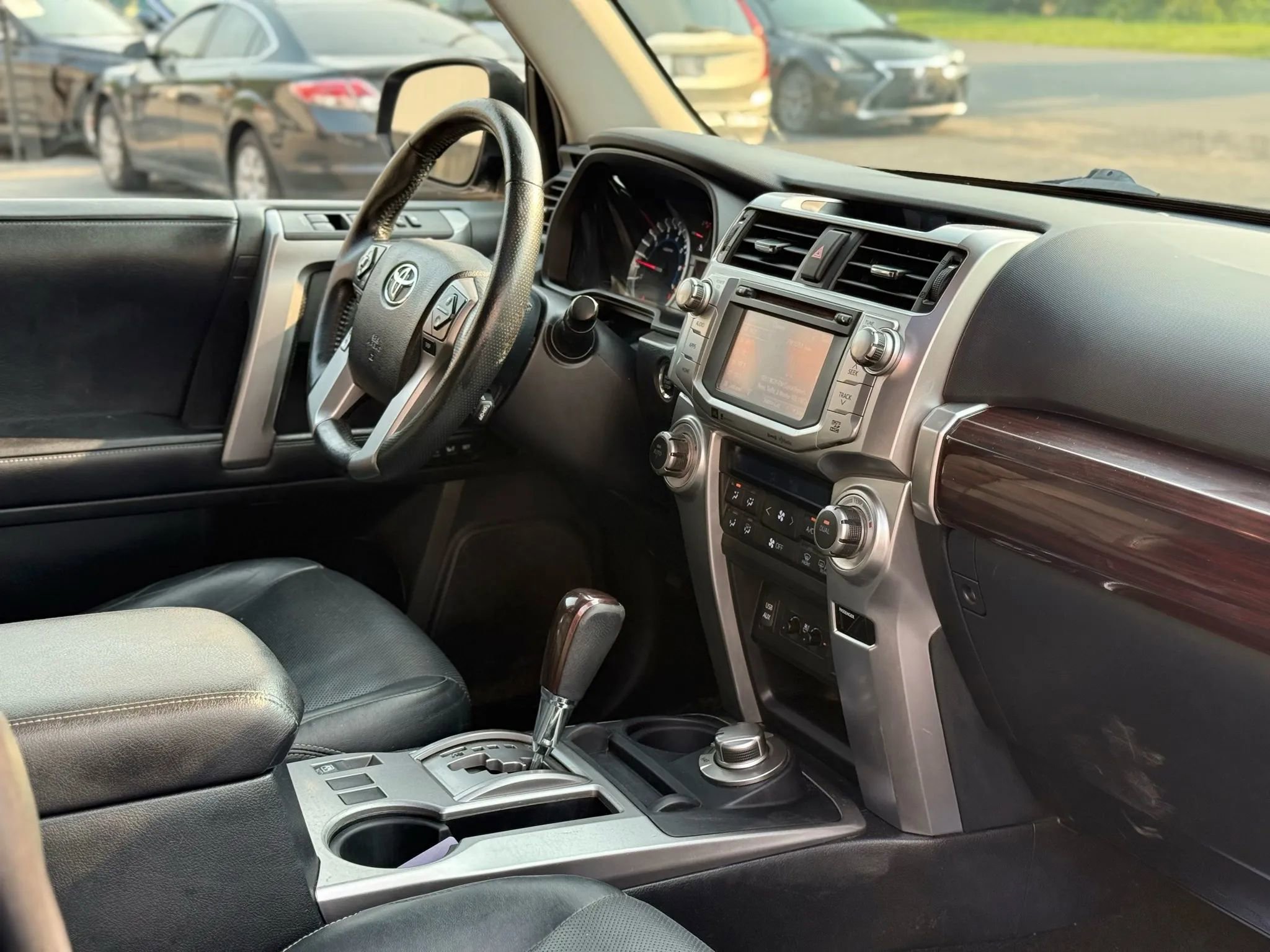 Used 2016 Toyota 4Runner Limited AWD/4WD image 46