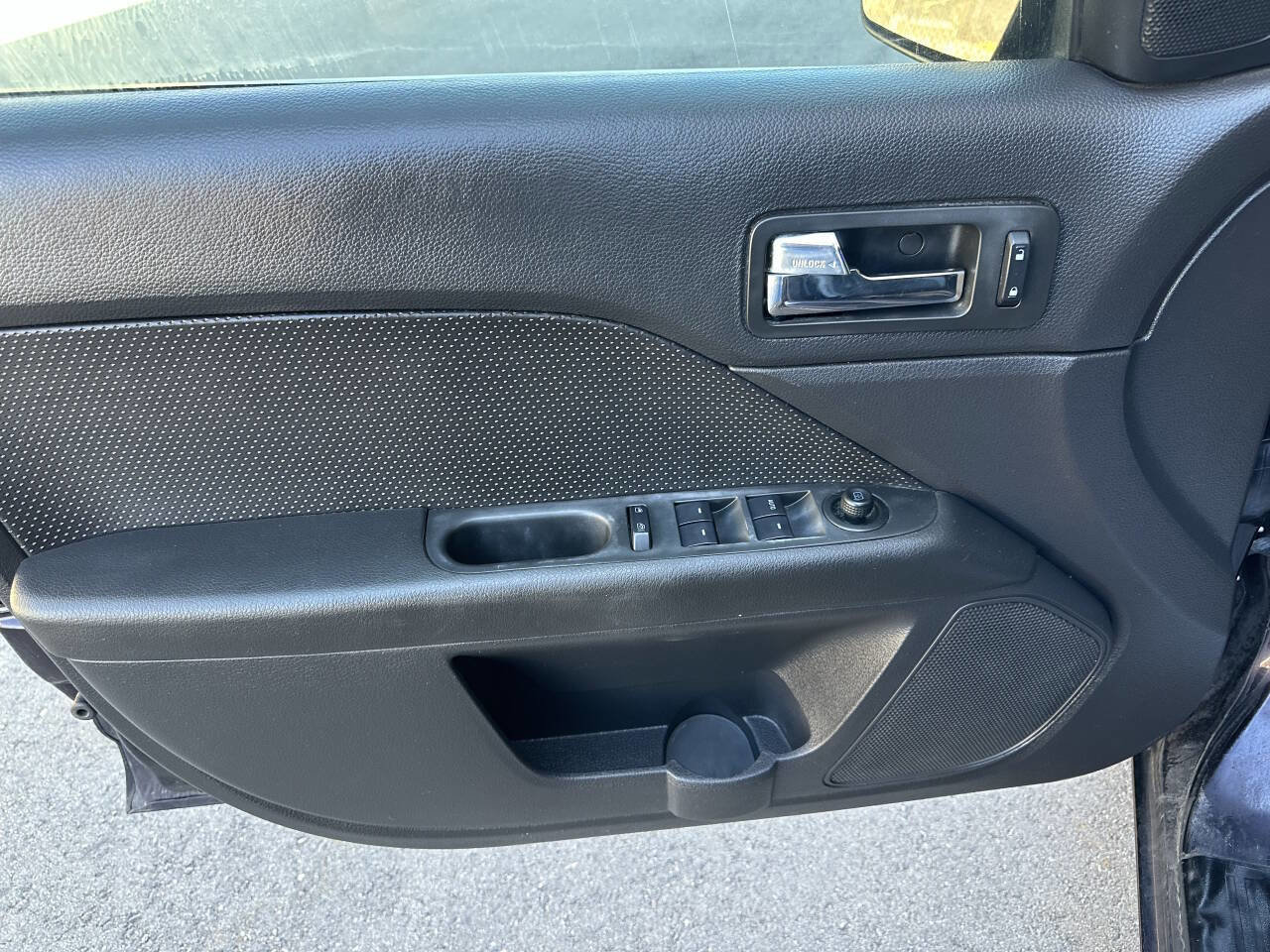 Used 2007 Ford Fusion SEL image 9