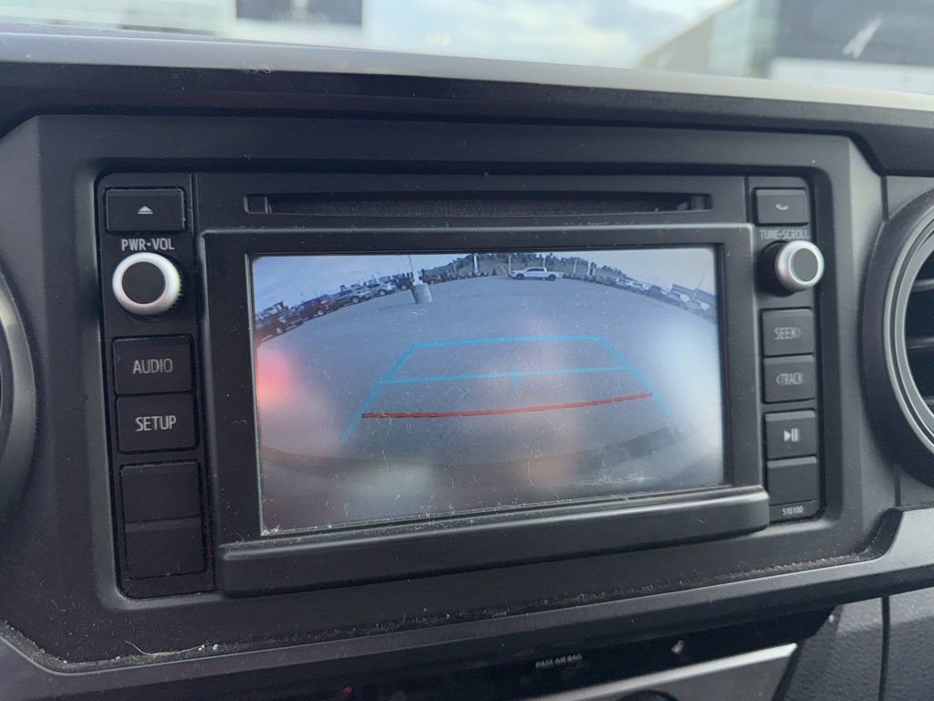 Used 2018 Toyota Tacoma SR image 11