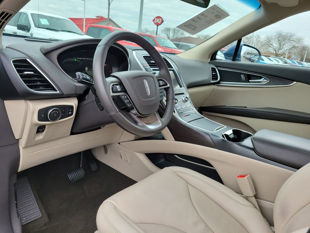 Certified 2019 Lincoln Nautilus Select image 21