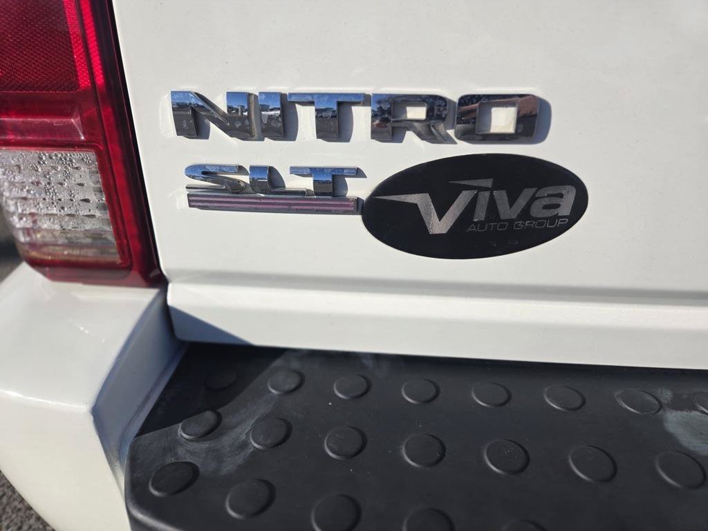 Used 2008 Dodge Nitro SLT RWD image 17