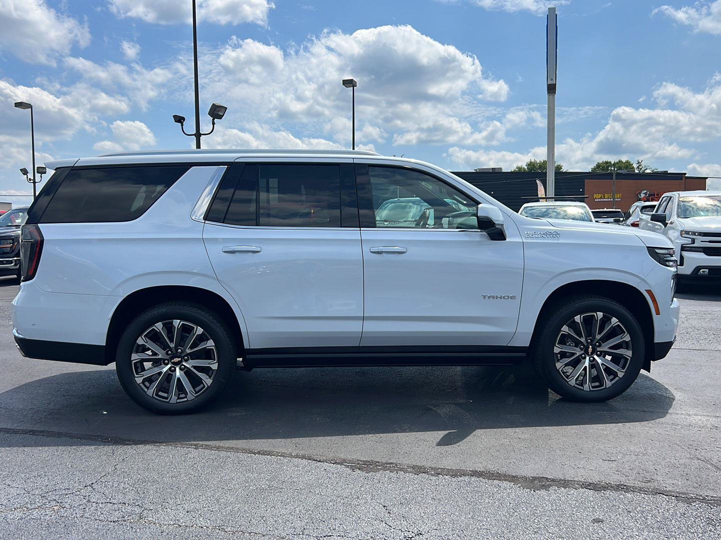 New 2026 Chevrolet Tahoe High Country AWD/4WD image 7