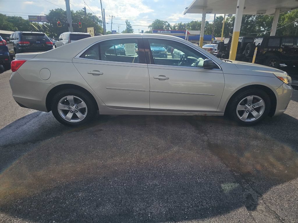 Used 2013 Chevrolet Malibu LS w/ Protection Package FWD image 18