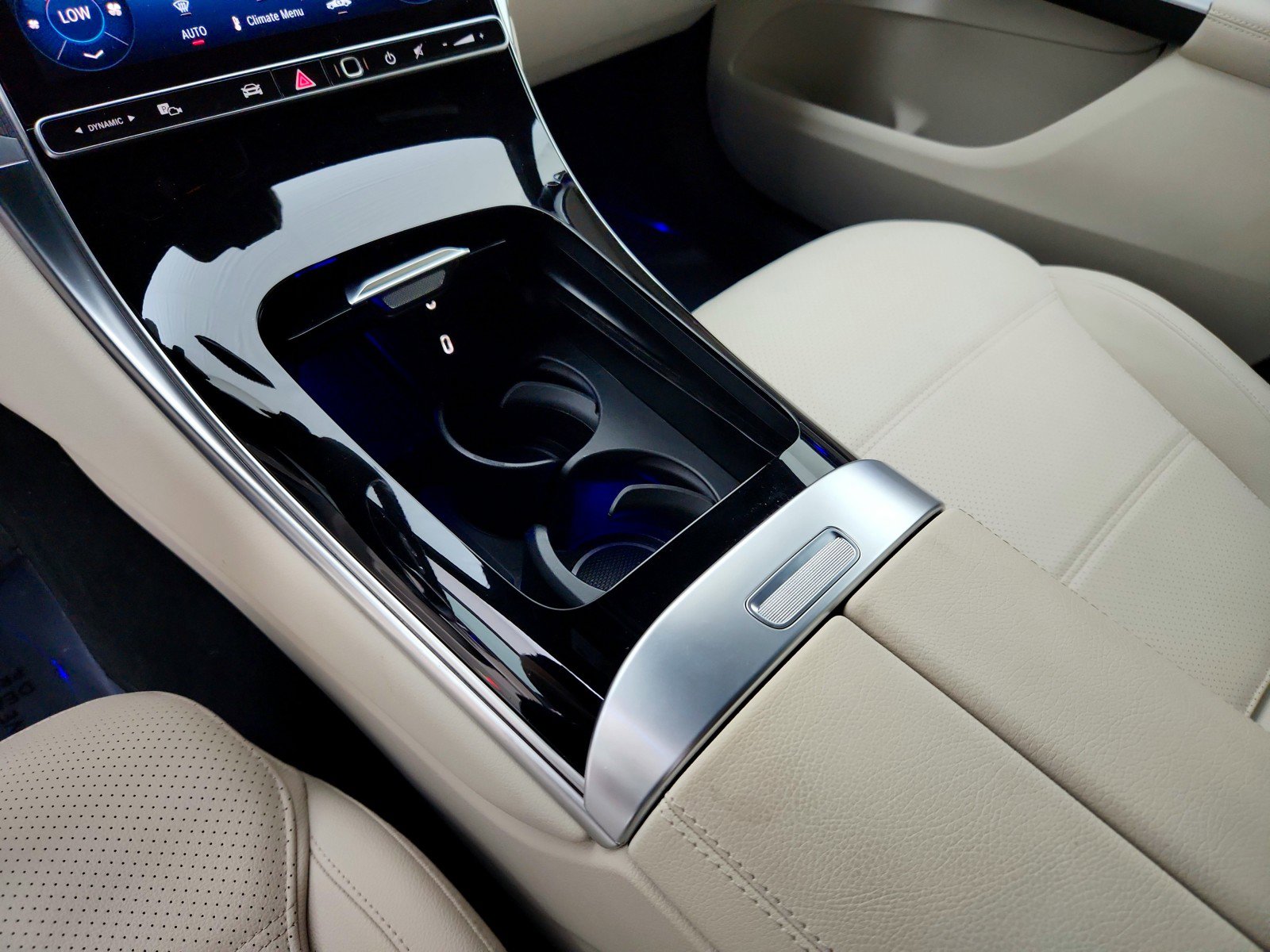 Certified 2026 Mercedes-Benz GLC 300 image 25
