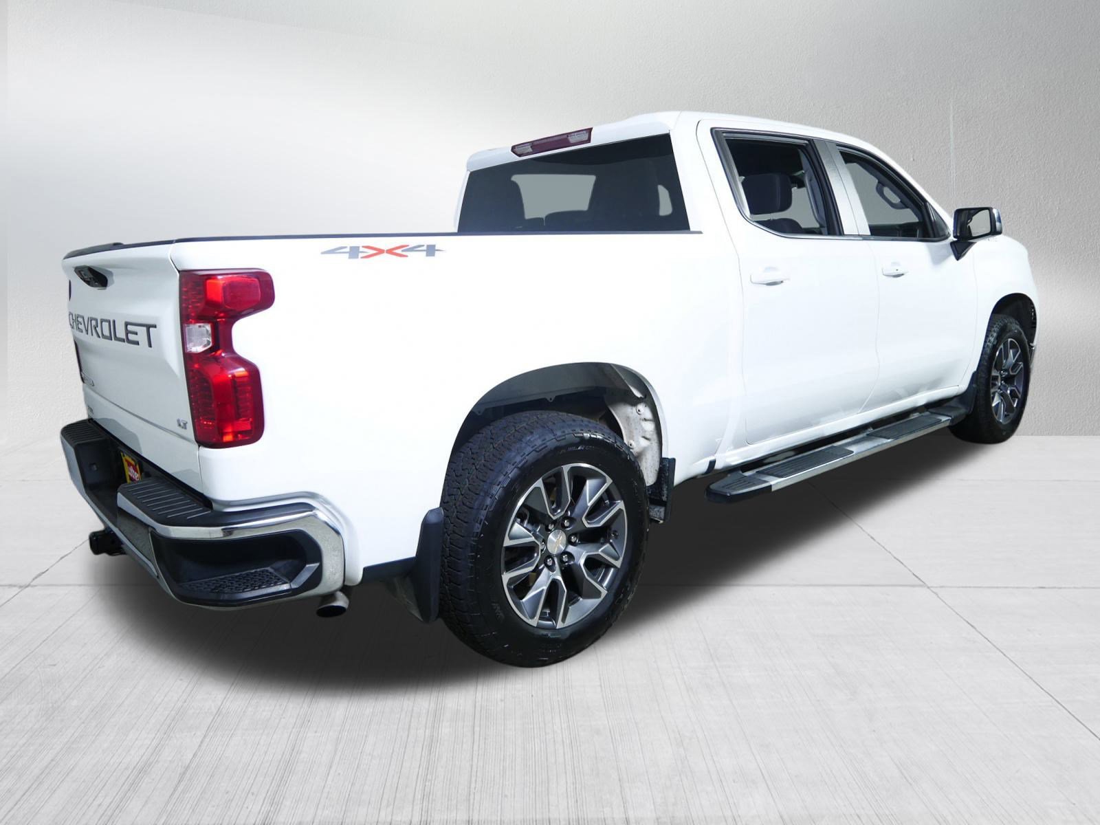 Used 2023 Chevrolet Silverado 1500 LT image 7