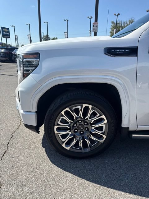 Used 2024 GMC Sierra 1500 Denali Ultimate AWD/4WD image 9