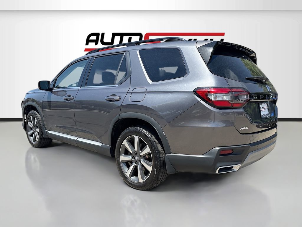 Used 2024 Honda Pilot Elite image 5