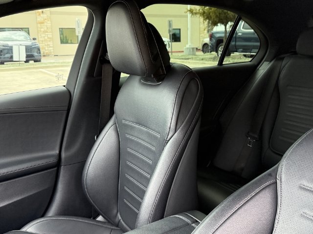Used 2022 Mercedes-Benz C 300 Sedan image 17