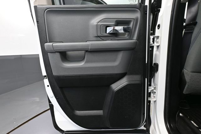 Used 2017 RAM 1500 Classic SLT AWD/4WD image 31