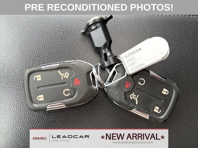 Used 2023 GMC Acadia Denali AWD/4WD image 28