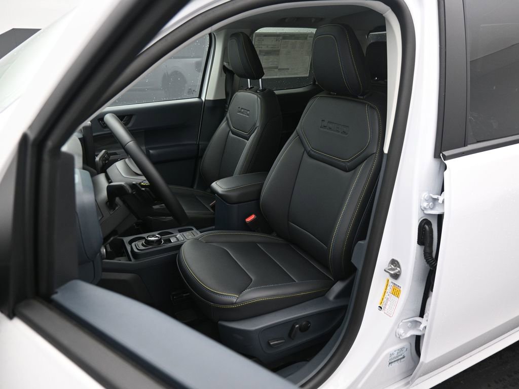 New 2025 Ford Maverick Lobo image 8