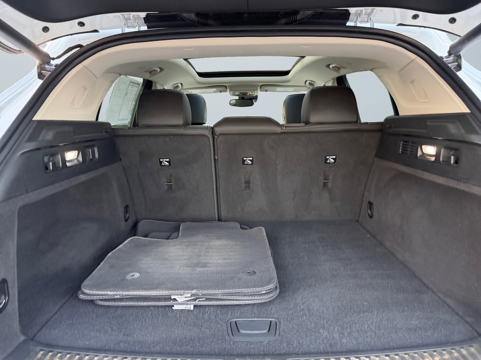 Used 2021 Buick Envision Essence w/ Technology Package I image 15