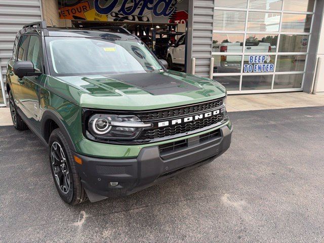 Used 2025 Ford Bronco Sport Outer Banks w/ Outer Banks Tech Package+ AWD/4WD image 5