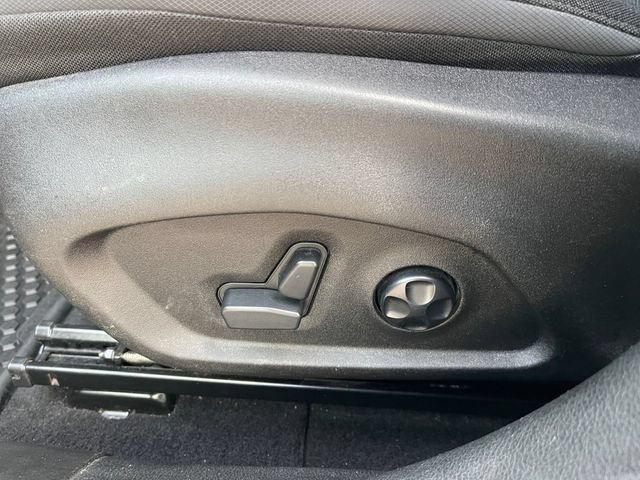 Used 2018 Jeep Renegade Altitude AWD/4WD image 28