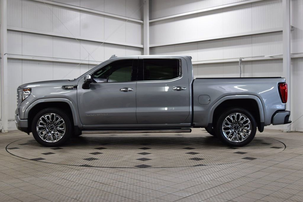 Used 2023 GMC Sierra 1500 Denali Ultimate image 4