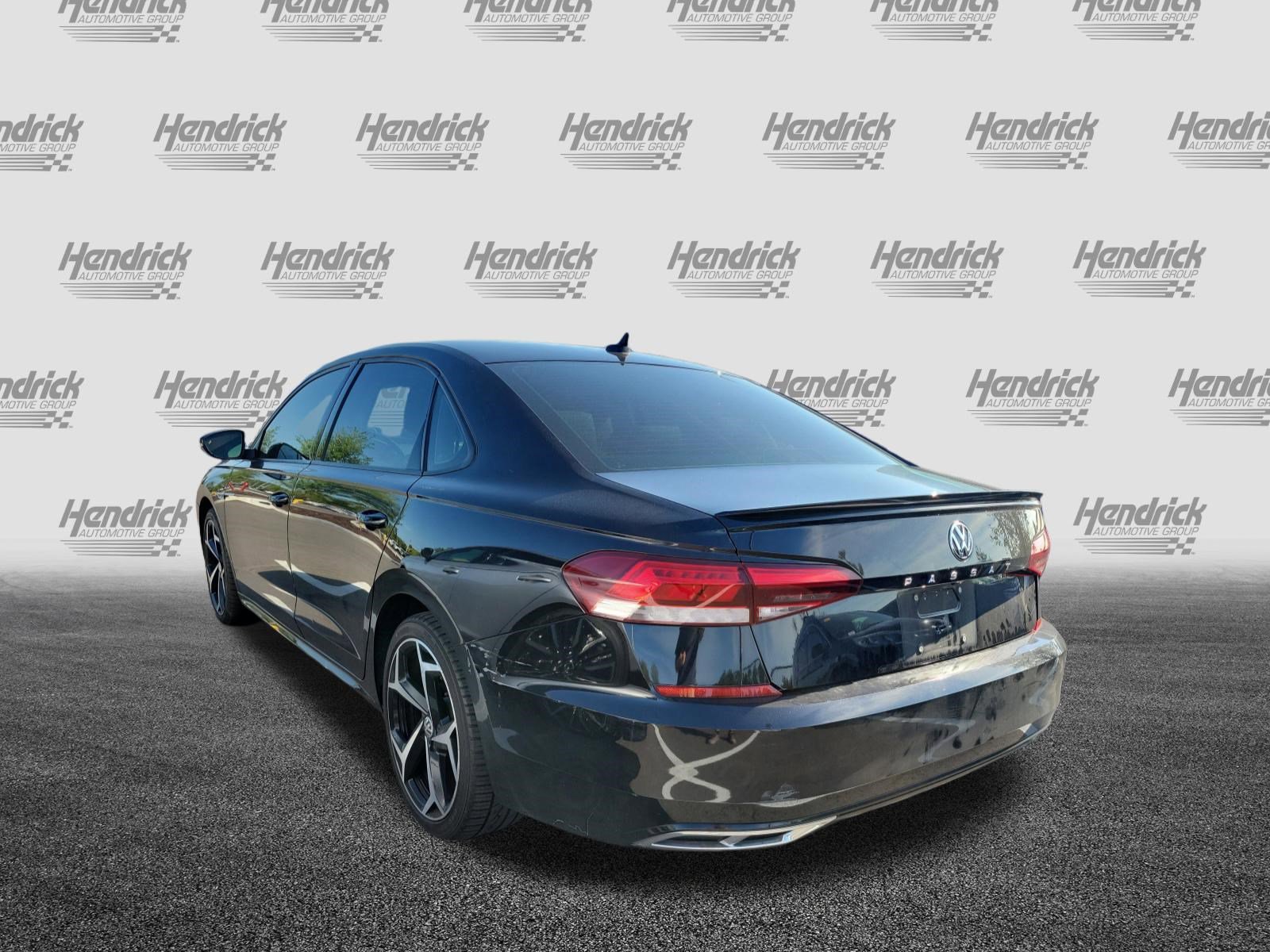 Used 2020 Volkswagen Passat 2.0T R-Line FWD image 8