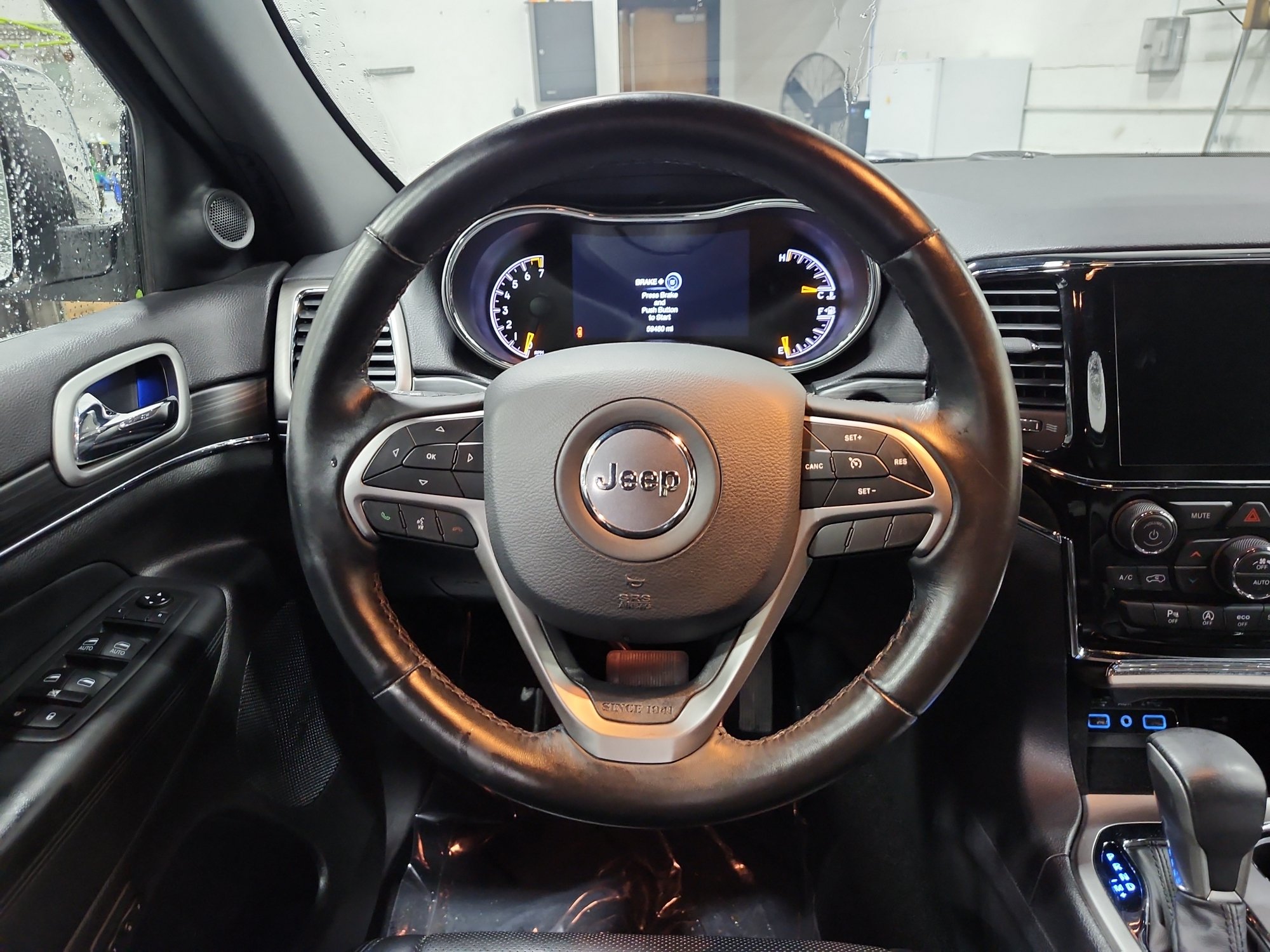 Used 2019 Jeep Grand Cherokee Limited w/ Luxury Group II AWD/4WD image 12