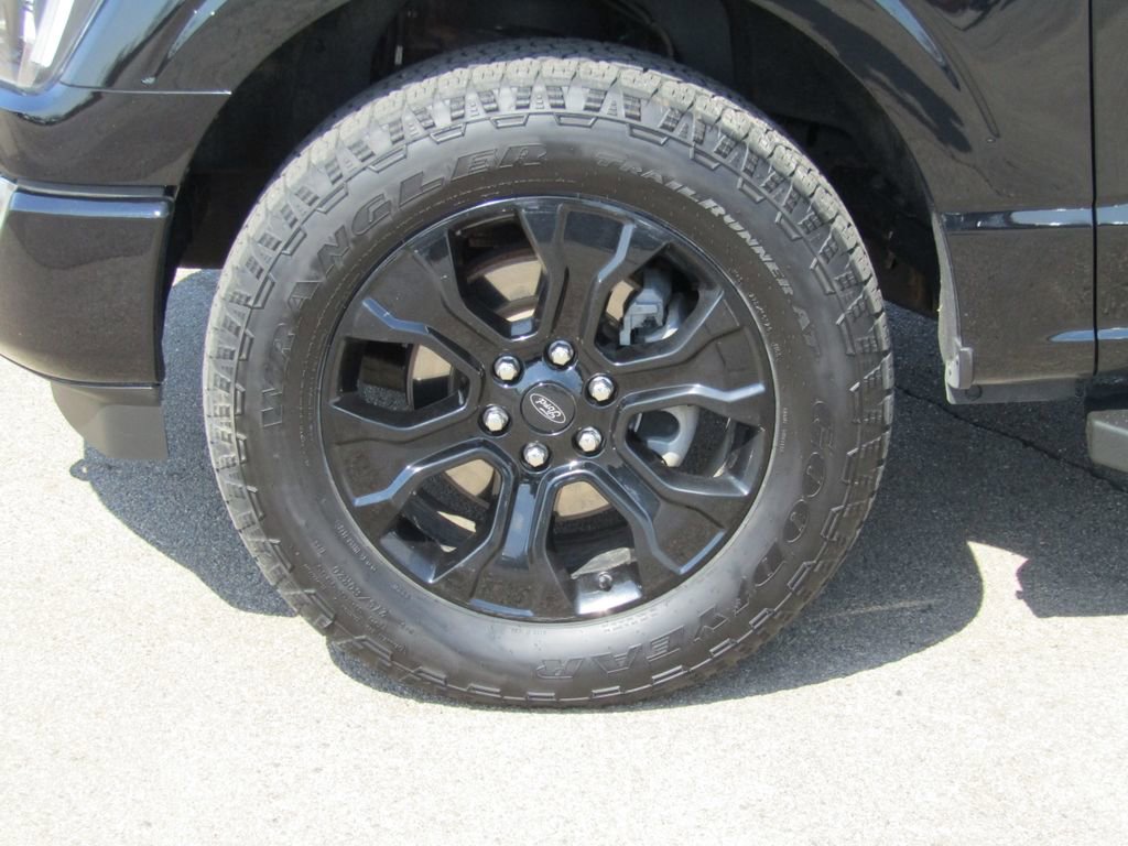 Used 2023 Ford F150 XLT w/ Equipment Group 302A High image 4