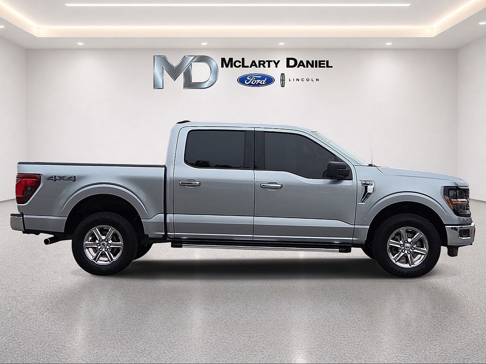 Certified 2024 Ford F150 XLT w/ Mobile Office Package AWD/4WD image 6