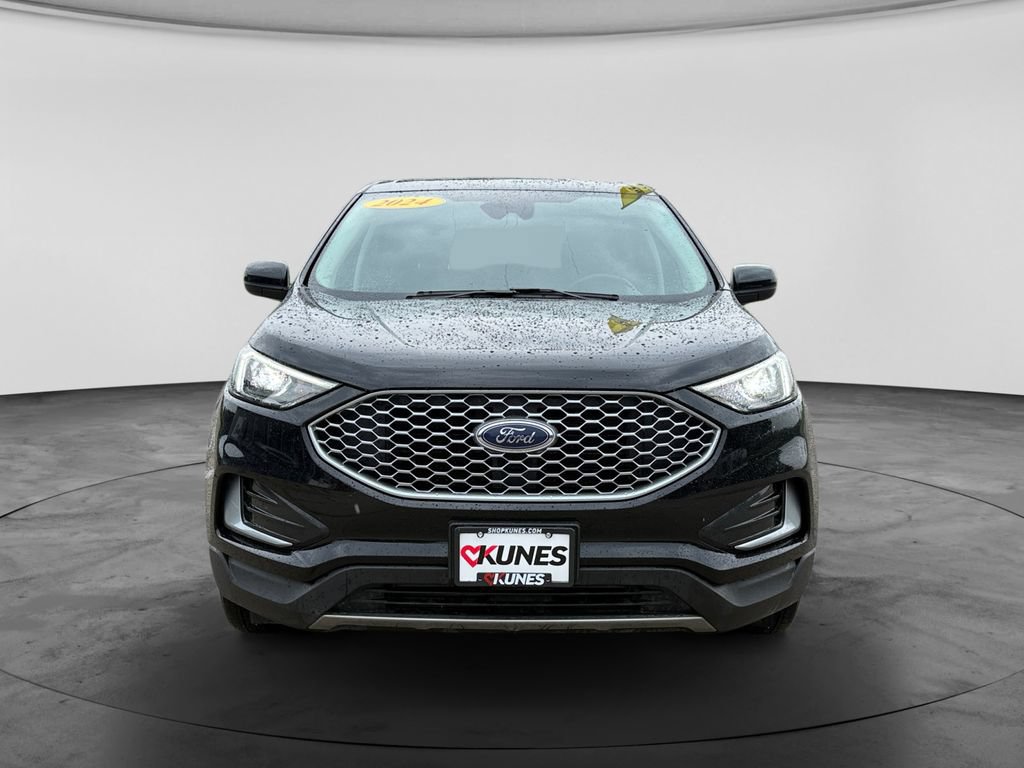 Used 2024 Ford Edge SEL AWD/4WD image 2