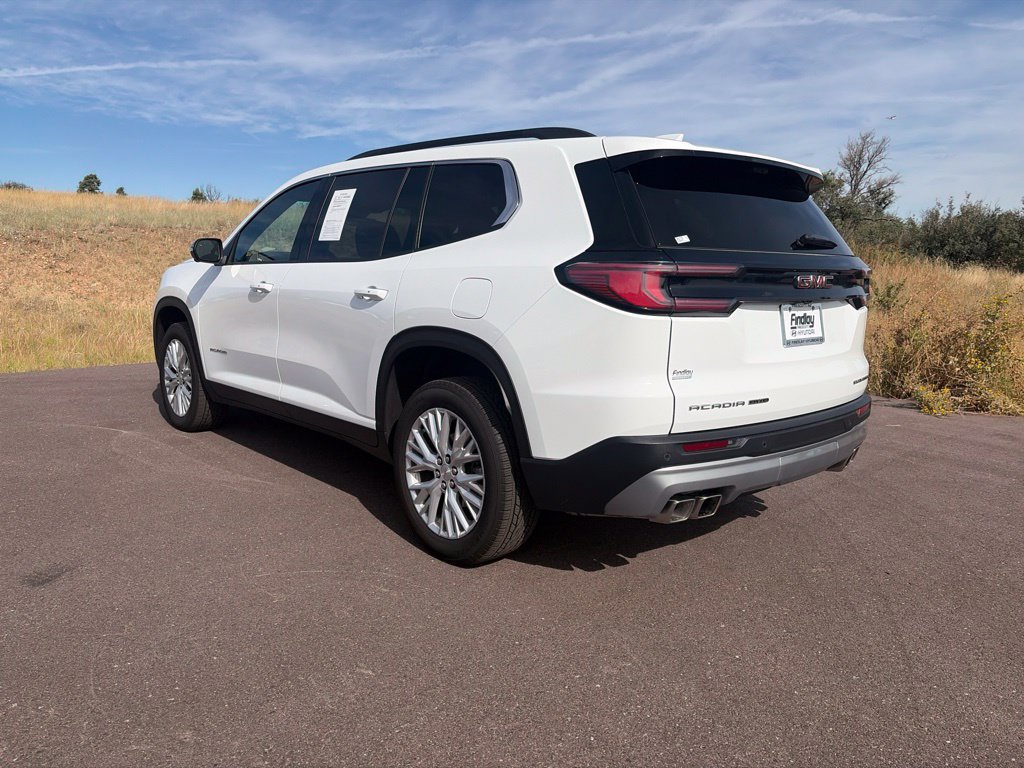 Used 2026 GMC Acadia Elevation w/ Elevation Premium Package AWD/4WD image 7