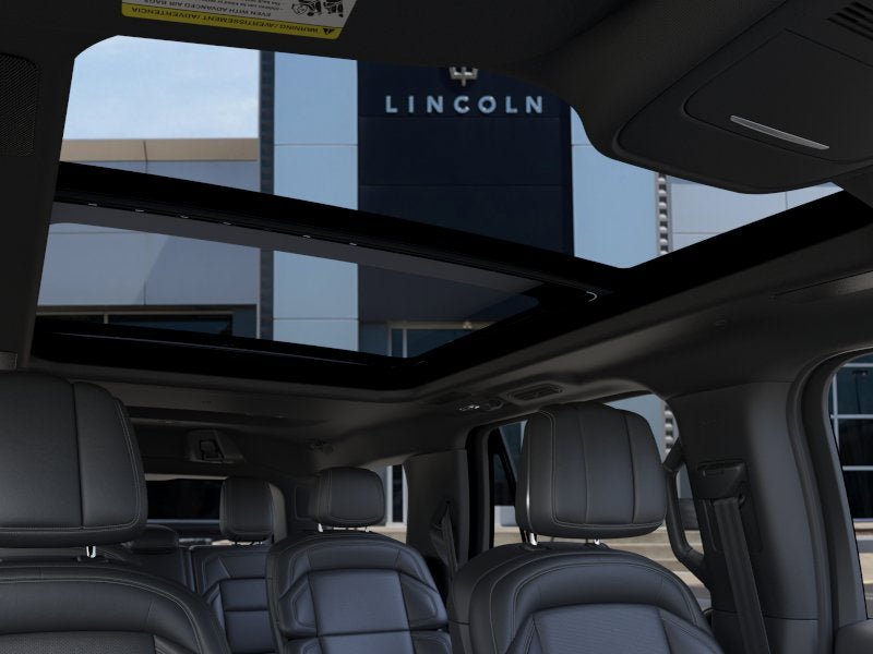 New 2026 Lincoln Navigator Reserve w/ Jet Appearance Package AWD/4WD image 22