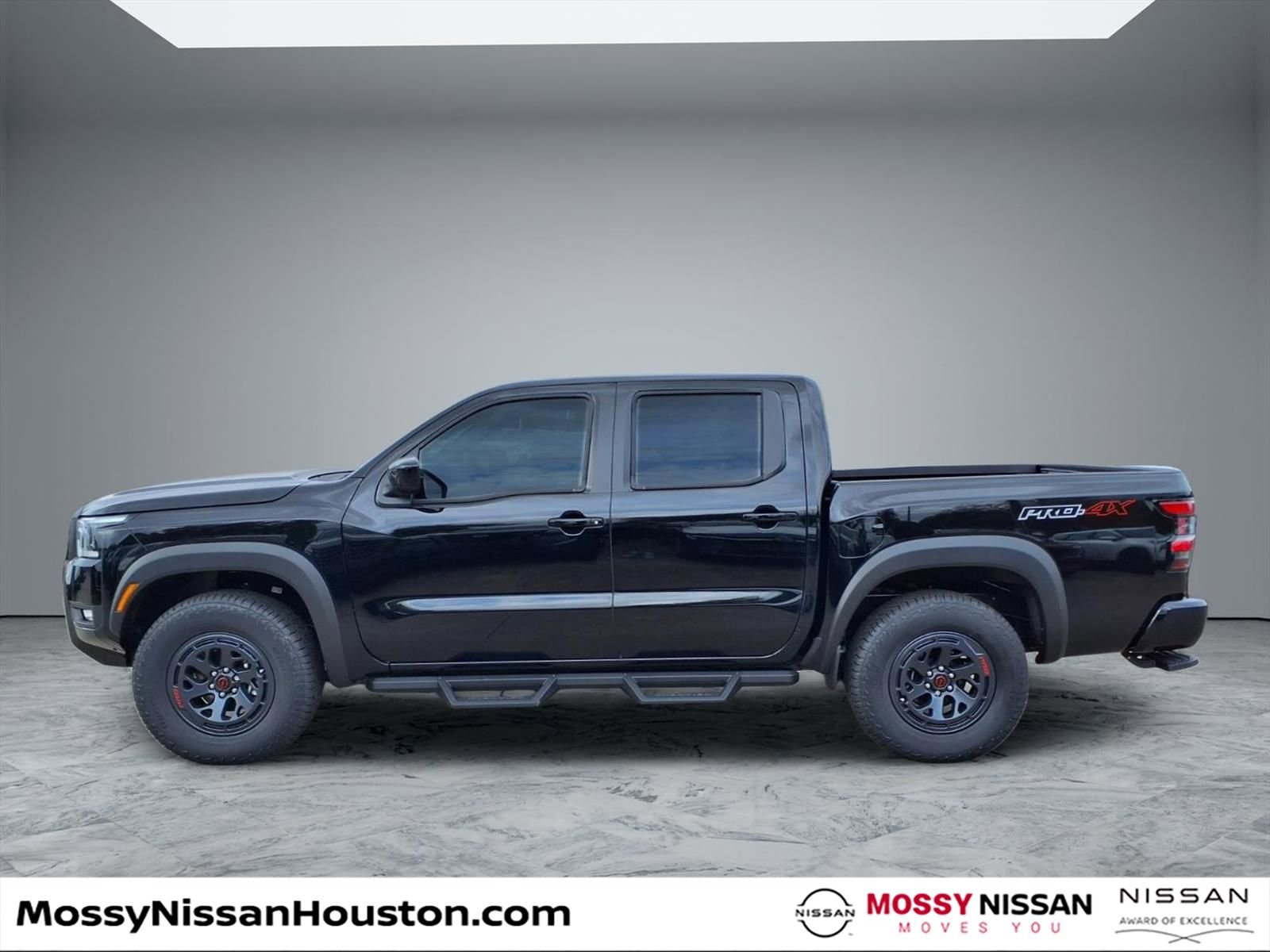 New 2026 Nissan Frontier PRO-4X w/ Tow Package image 8