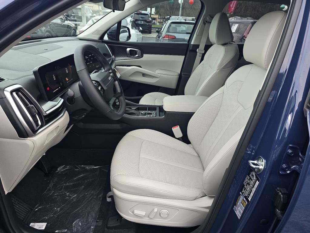 New 2026 Kia Sorento S w/ S Panoramic Sunroof Package FWD image 5
