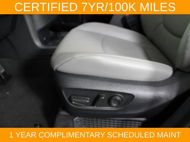 Used 2026 Toyota Sienna XLE AWD/4WD image 18