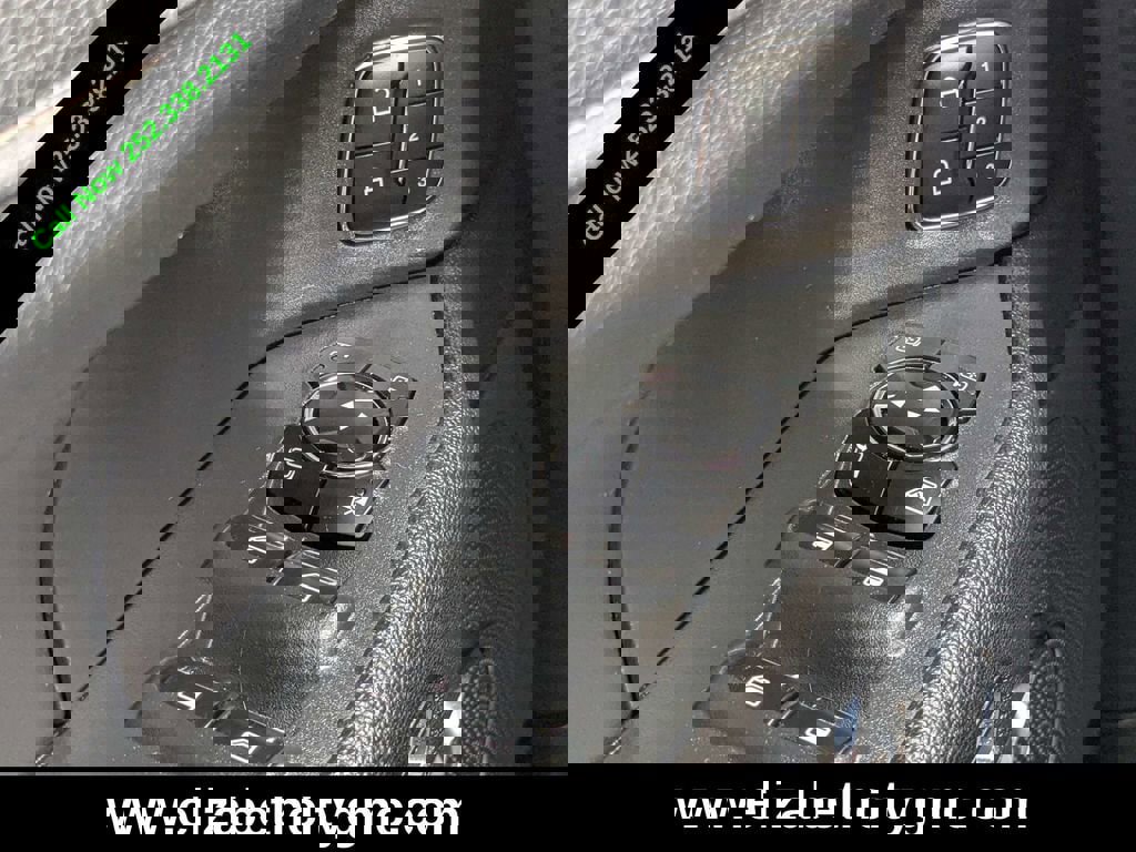 Used 2023 Ford Expedition Max XLT image 24