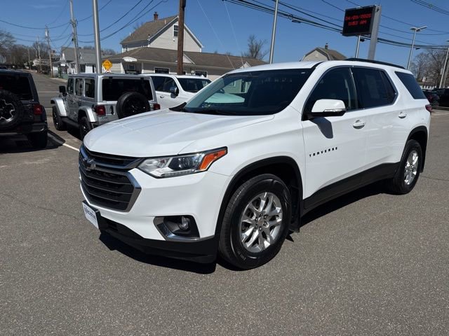 Used 2019 Chevrolet Traverse LT image 2