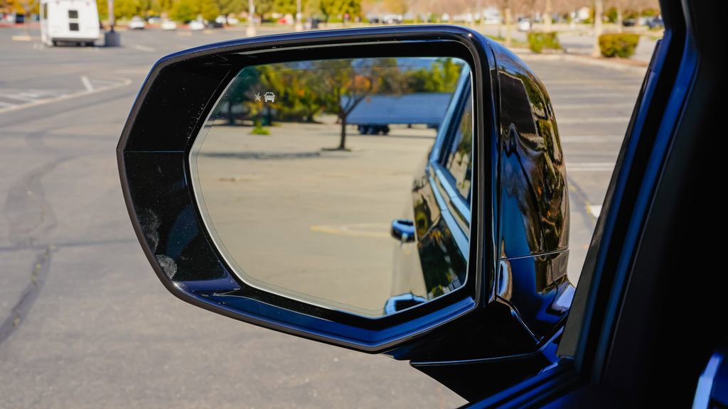 New 2026 GMC Yukon XL Denali w/ Denali Reserve Package image 19