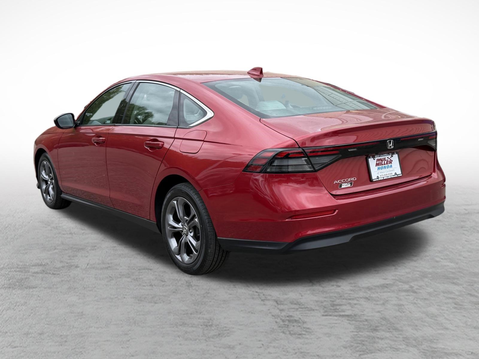 Certified 2023 Honda Accord EX image 4