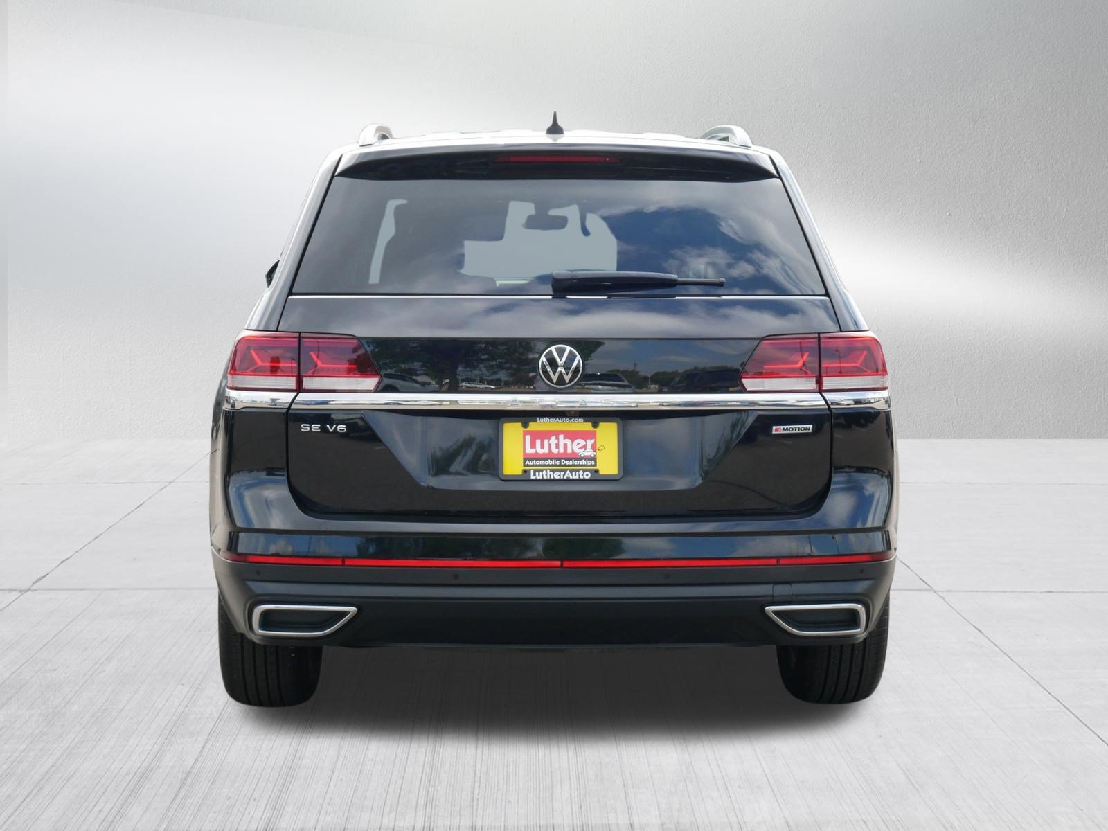 Used 2021 Volkswagen Atlas SE w/ Panoramic Sunroof Package AWD/4WD image 6