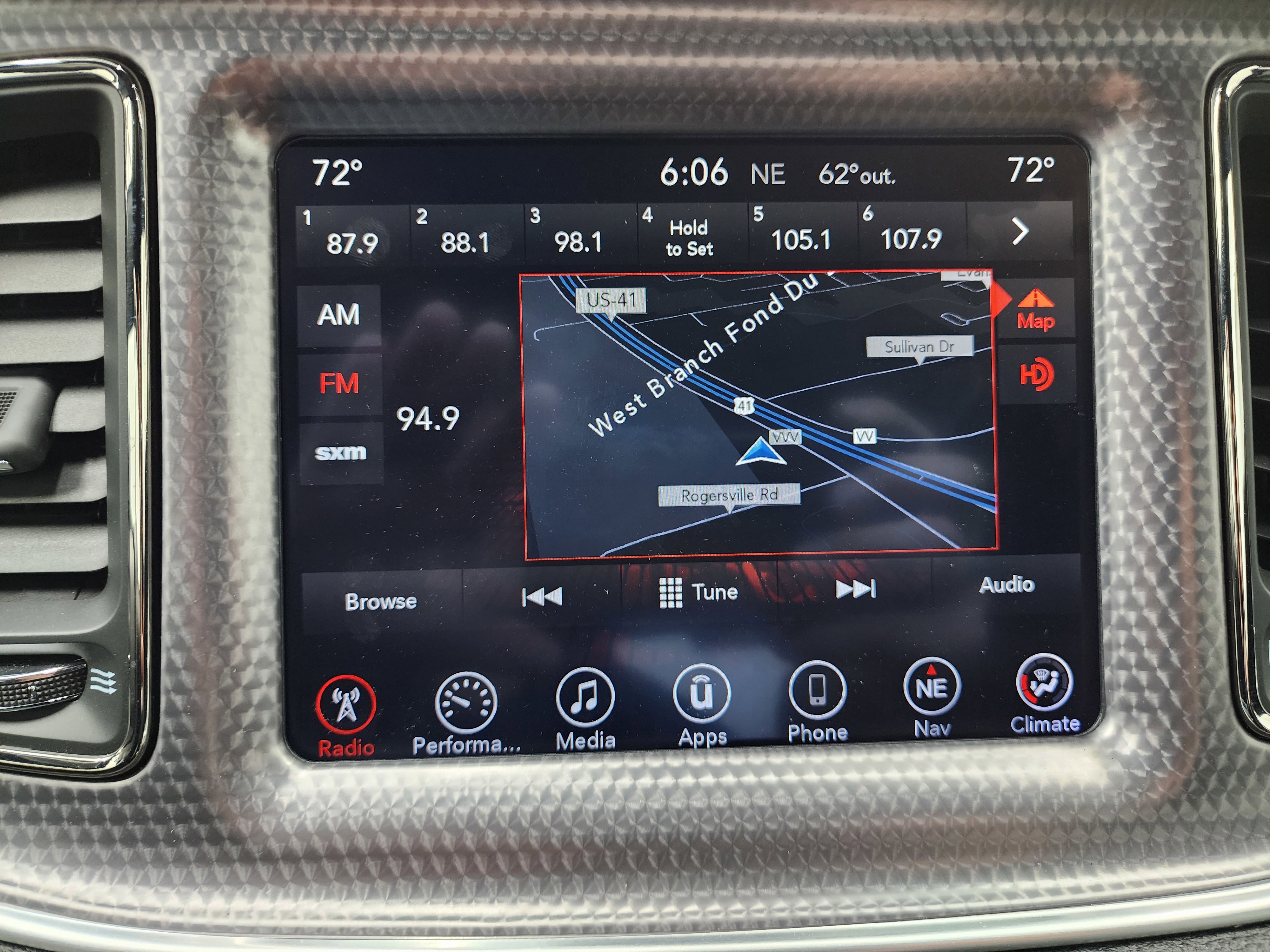 Used 2017 Dodge Challenger SRT Hellcat RWD image 15